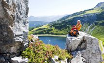 Altenmarkt-Zauchensee-Tourismus_Paar_Wandern_Sommer_Bergtour2.jpg